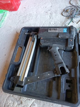 Clavadora de gas PRO-06