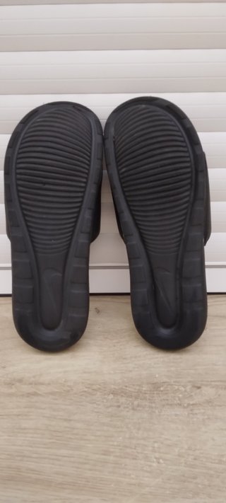 CHANCLAS NIKE