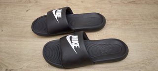 CHANCLAS NIKE