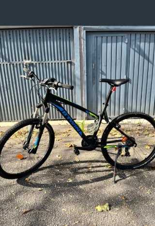 Bicicleta BTWIN RockRider rueda 26" Negra y Azul.