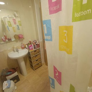 Piso en venta de cuatro habitaciones en Alcora