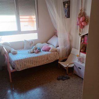 Piso en venta de cuatro habitaciones en Alcora