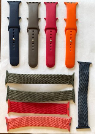 Apple Watch S6 40mm Grigio Siderale con cinturino nuovo