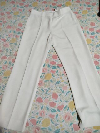 Pantalón blanco Zara