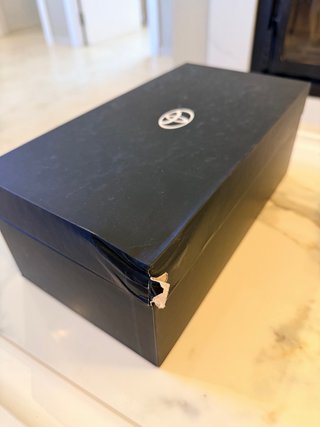 Caja bienvenida de Toyota