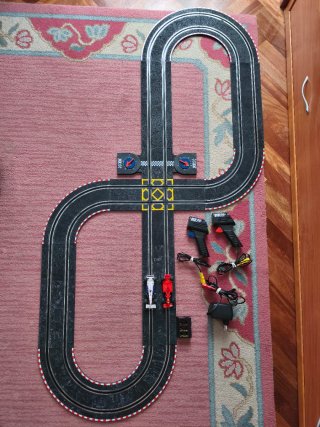Scalextric Compact 1:43