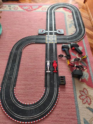 Scalextric Compact 1:43