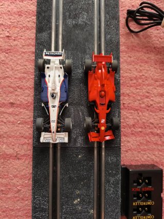 Scalextric Compact 1:43