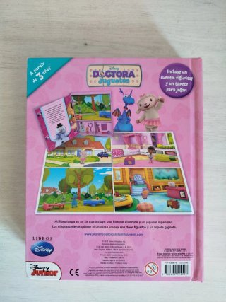 Libro Doctora Juguetes con figuras y tapete
