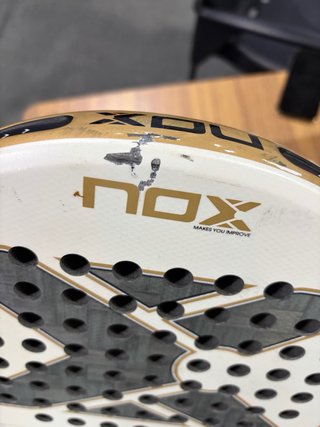 Pala Padel Nox AT10 Luxury Genius
