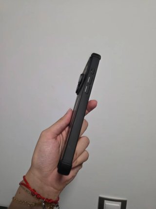 Funda iPhone 17 Pro Max Negra