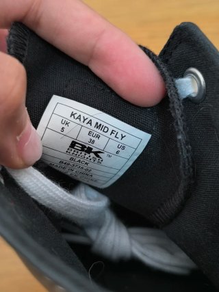 Botines BK plataforma negros blancos
