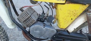 Puch minicross de 1979.Sin papeles. Arranca bien.