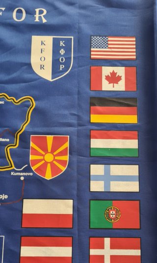 Bandera KFOR Kosovo