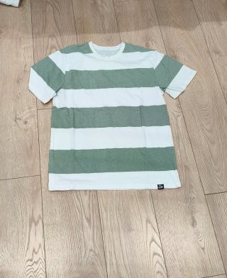Camiseta chico rayas verde y blanco Talla S