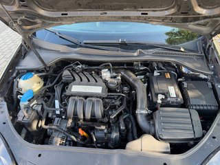 Volkswagen Golf 1.6 gasolina