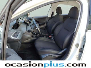 Peugeot 208 1.2 PureTech Allure 60 kW (82 CV)