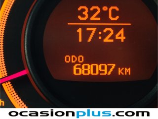 Toyota Auris 1.4 D-4D Auris 66 kW (90 CV)