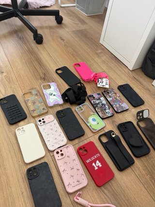 iPhone 13 Azul + fundas de movil