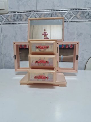Joyero infantil con cajones