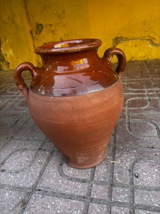 Jarrón de terracota artesanal