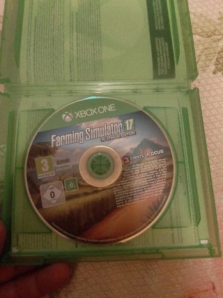 Farming Simulator 17 Platinum Edition Xbox One