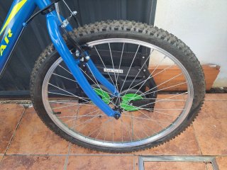 Bicicleta de montaña azul NEW STAR
