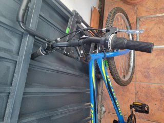 Bicicleta de montaña azul NEW STAR