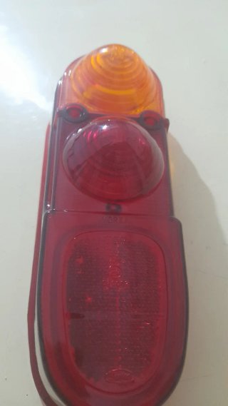Tulipa trasera izquierda Renault 4 Furgoneta Yorka