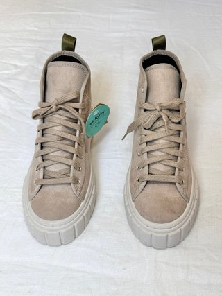Nuavas zapatillas altas para mujer Victoria T.39