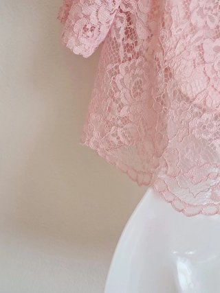 Top rosa in pizzo