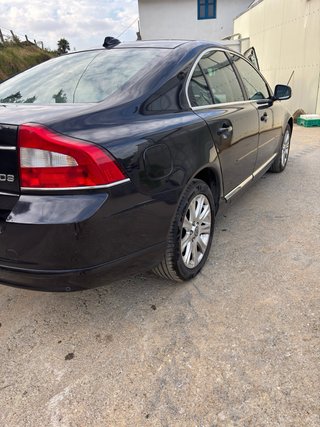 Volvo S80 2010