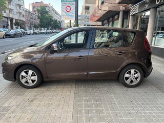 Renault Scenic 2010