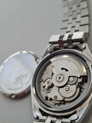Reloj Seiko 5 Automático Vintage Esfera Blanca