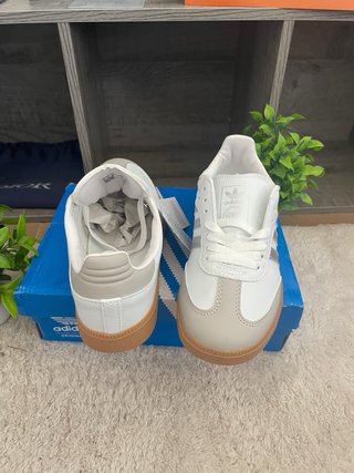 Adidas Samba Gris y Blanco Talla 38 EU