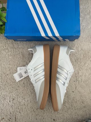 Adidas Samba Gris y Blanco Talla 38 EU