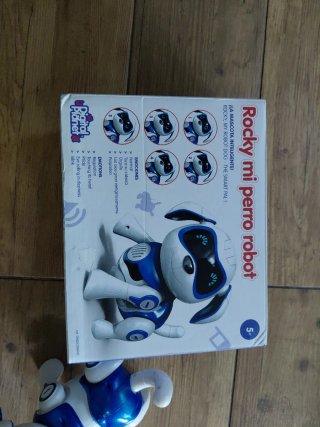 Rocky mi perro robot interactivo