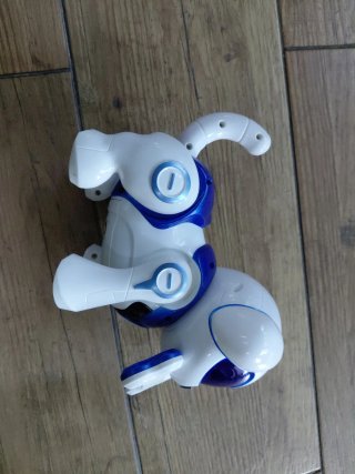 Rocky mi perro robot interactivo