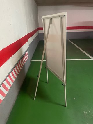 Pizarra Rocada Blanca Como Nueva,3 patas abatibles