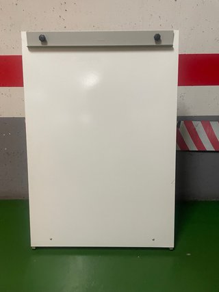 Pizarra Rocada Blanca Como Nueva,3 patas abatibles
