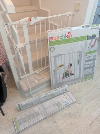 Barrera seguridad infantil Munchkin