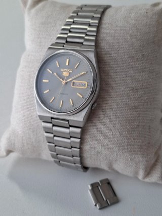 Reloj Seiko 5 Automático Vintage Gris