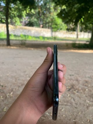 iPhone 11 Pro Max Verde Oscuro