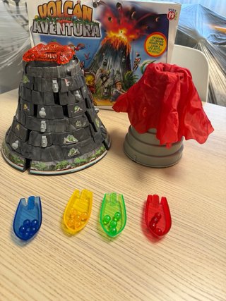 Juego de mesa Aventura Volcán