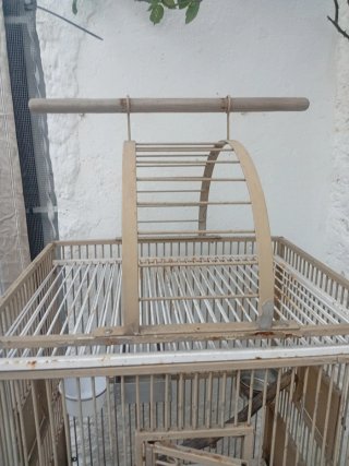 Jaula grande para pájaros y loros