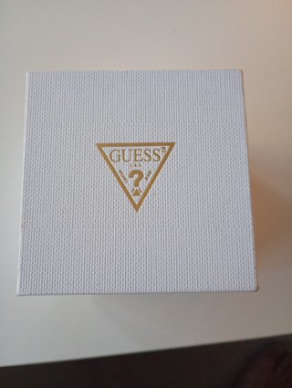 Reloj Guess Dorado Nuevo Sin Estrenar