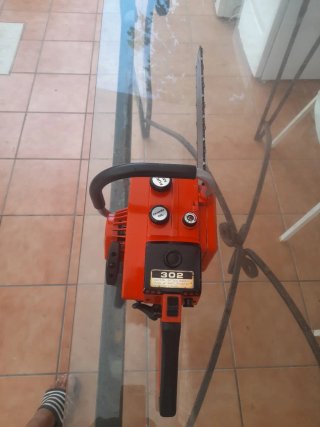 Motosierra Echo CS-302