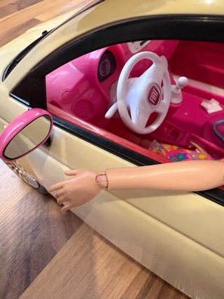 Coche Barbie Fiat 500 + Muñeca