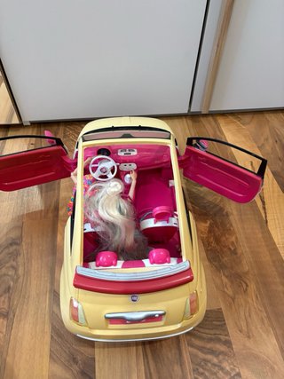Coche Barbie Fiat 500 + Muñeca