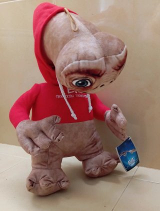 Peluche ET El Extraterrestre Nuevo con etiquetas!